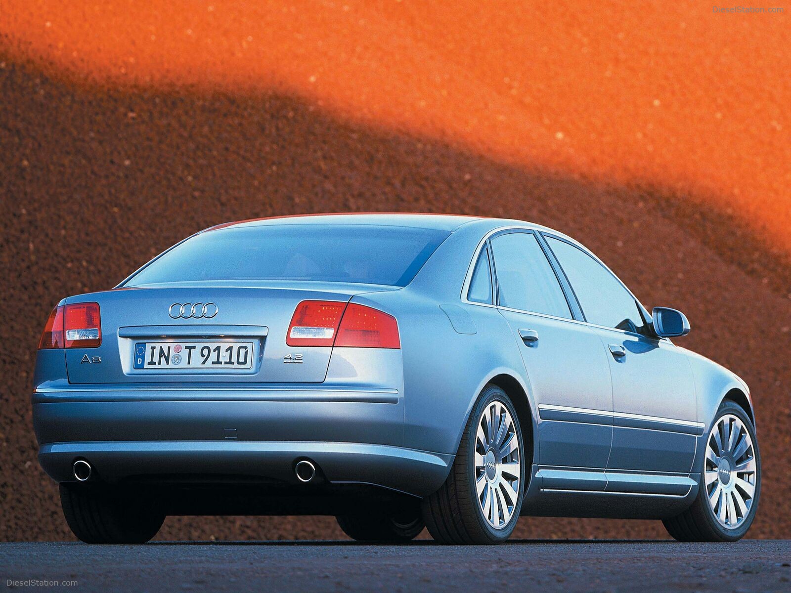 Audi A8 (2004)